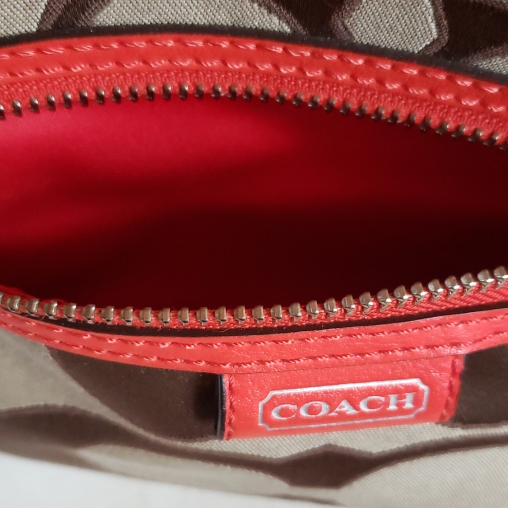 Coach Purse - Picture 5 of 8